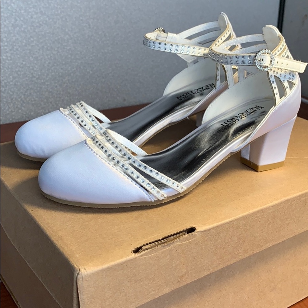 Kenneth Cole Reaction Girls Sarah Glam dress shoe